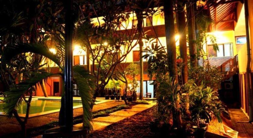 Augusta Pelabuhan Ratu Hotel Sukabumi Exteriér fotografie
