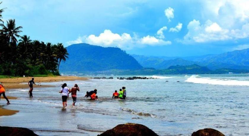 Augusta Pelabuhan Ratu Hotel Sukabumi Exteriér fotografie